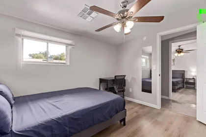 Private room at 85204, image 21 of 31