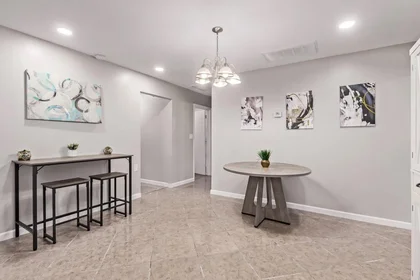 Private room at 85204, image 29 of 31