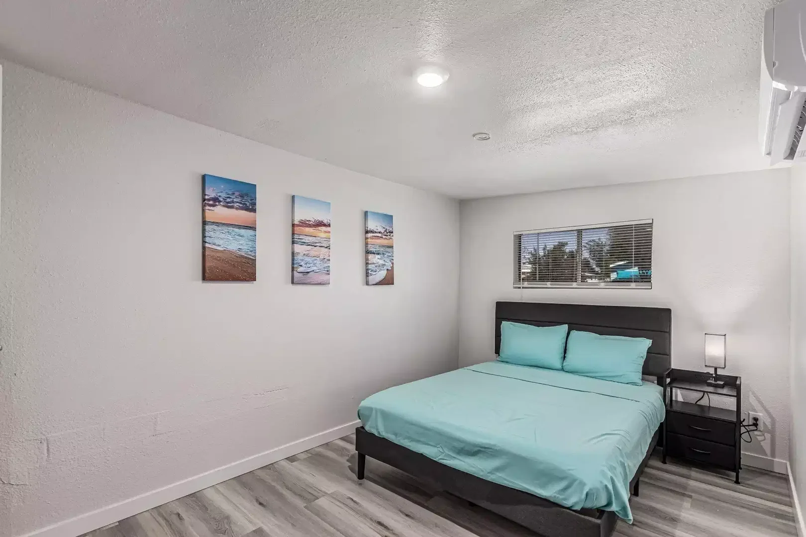 Habitación estudiantil amplia y cómoda en 