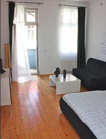 Całe miejsce Kastanienallee, obraz 2 18