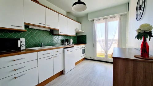 Privatzimmer in der Nîmes, 30000, bild 2 von 11
