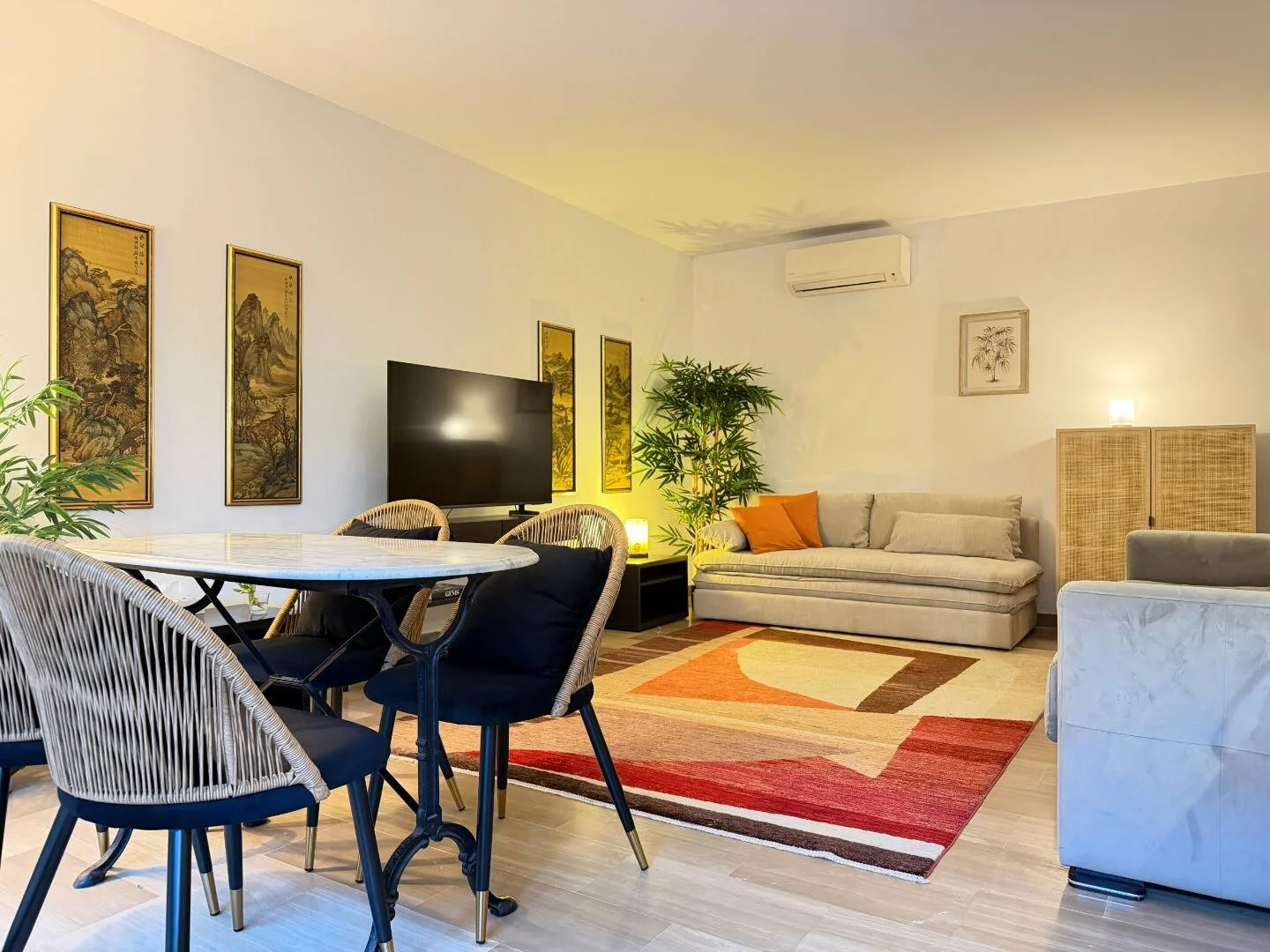 Cozy room for students available in 