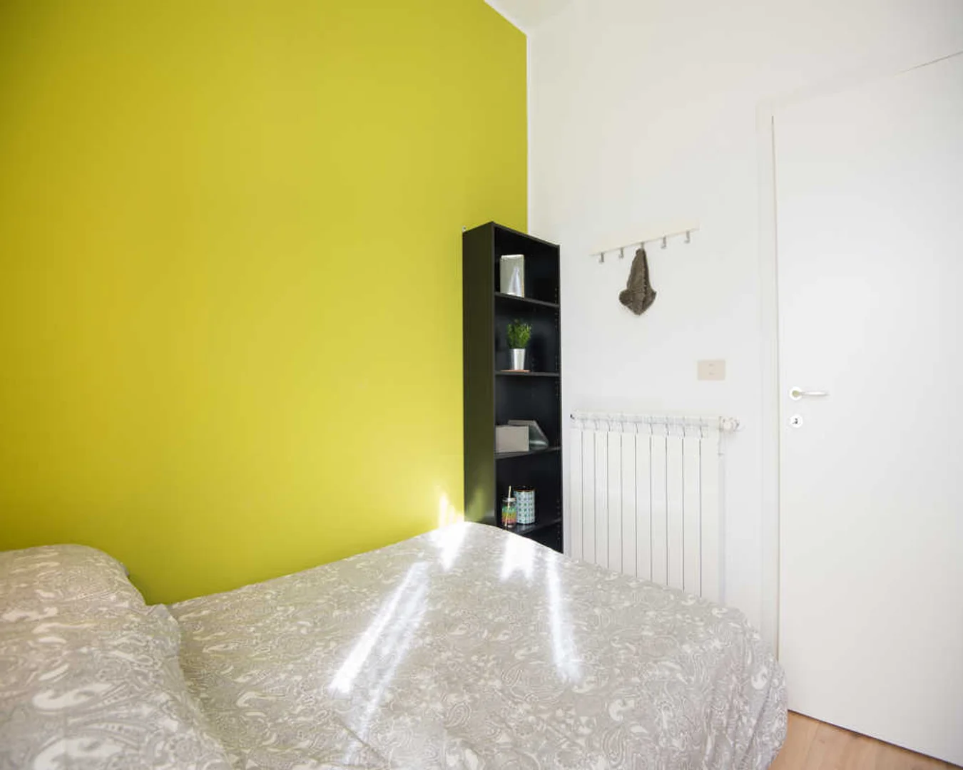 Habitación acogedora para estudiantes disponible en 