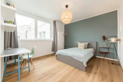 Habitación privada en Nazarethkirchstraße, imagen 1 de 10