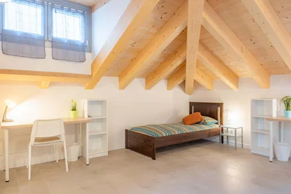 Habitación privada en Viale Monza, 241, 20126 Milano MI, Italy, imagen 1 de 10