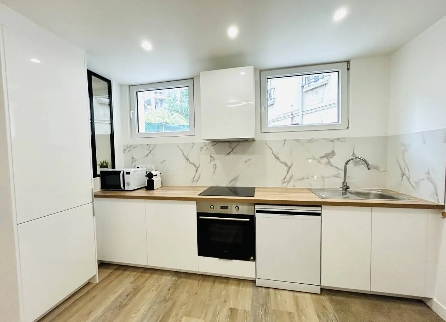 Habitación estudiantil económica cerca del campus en 