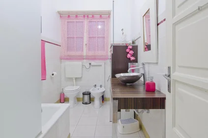 Chambre privée à Avenida Dom Rodrigo da Cunha, image 17 de 19
