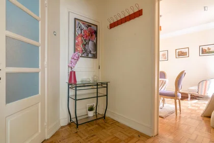 Chambre privée à Avenida Dom Rodrigo da Cunha, image 4 de 19
