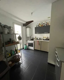 Private room at quai rambaud, image 7 of 9