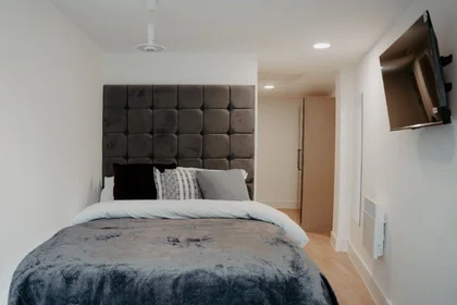 Privatzimmer im Wohnheim in der Volume Works, 37 - 40 Hanley St, Birmingham B19 3SP, United Kingdom, bild 1 von 49