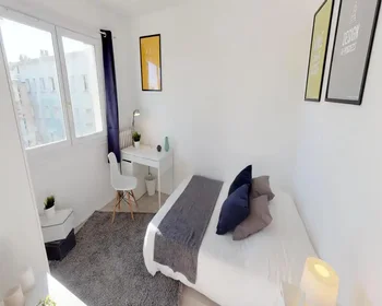 Chambre privée à Rue du Faubourg Saint-Jaumes, image 3 de 13