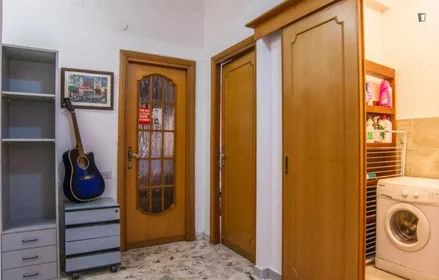 Quarto privado em Viale Appio Claudio, imagem 17 de 18
