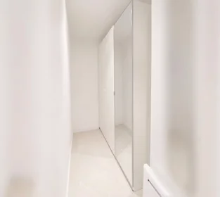 Quarto privado em Boulevard du Parc Impérial, Le Piol, imagem 4 de 10