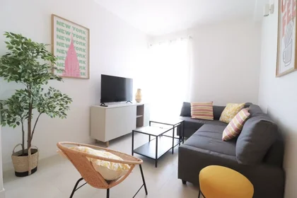 Private room at Boulevard du Parc Impérial, Le Piol, image 10 of 10