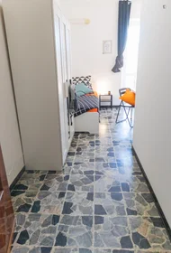 Özel oda konumu Via Grazia Deledda, 1 37 görüntüsü