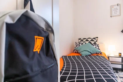 Özel oda konumu Via Grazia Deledda, 27 37 görüntüsü