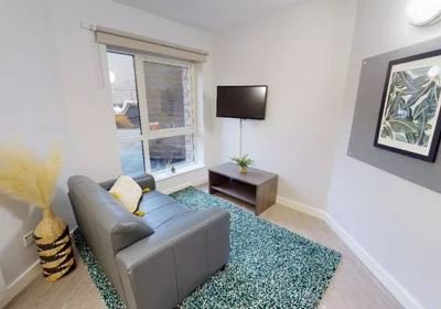 Private room in residence at 88 Firth St, Aspley, Huddersfield HD1 3BN, United Kingdom      , image 16 of 20