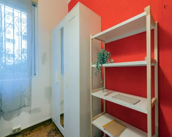 Stanza privata in Via San Donato, immagine 1 di 10