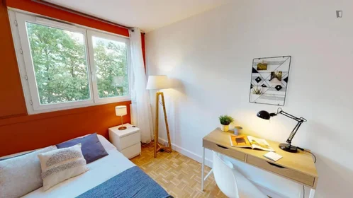 Private room at Square Henri Regnault, image 1 of 16