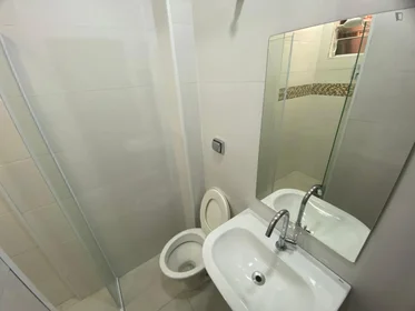Stanza privata in Rua Feliciano Bicudo, immagine 10 di 23