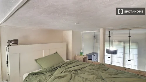 Entire apartment at Avenue André Morizet, image 11 of 14