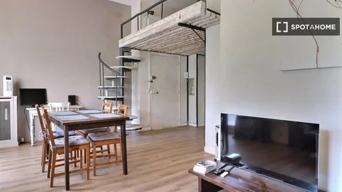Entire apartment at Avenue André Morizet, image 6 of 14
