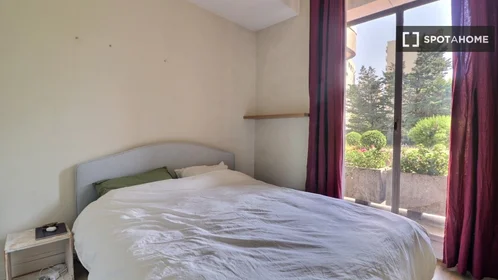 Entire apartment at Avenue André Morizet, image 9 of 14