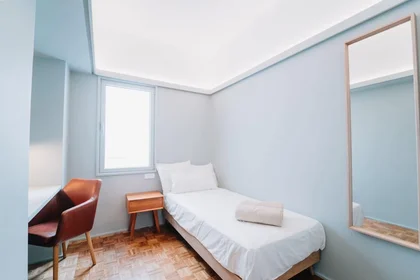 Habitación privada en Calle de Oudrid, Tetuán, imagen 1 de 10