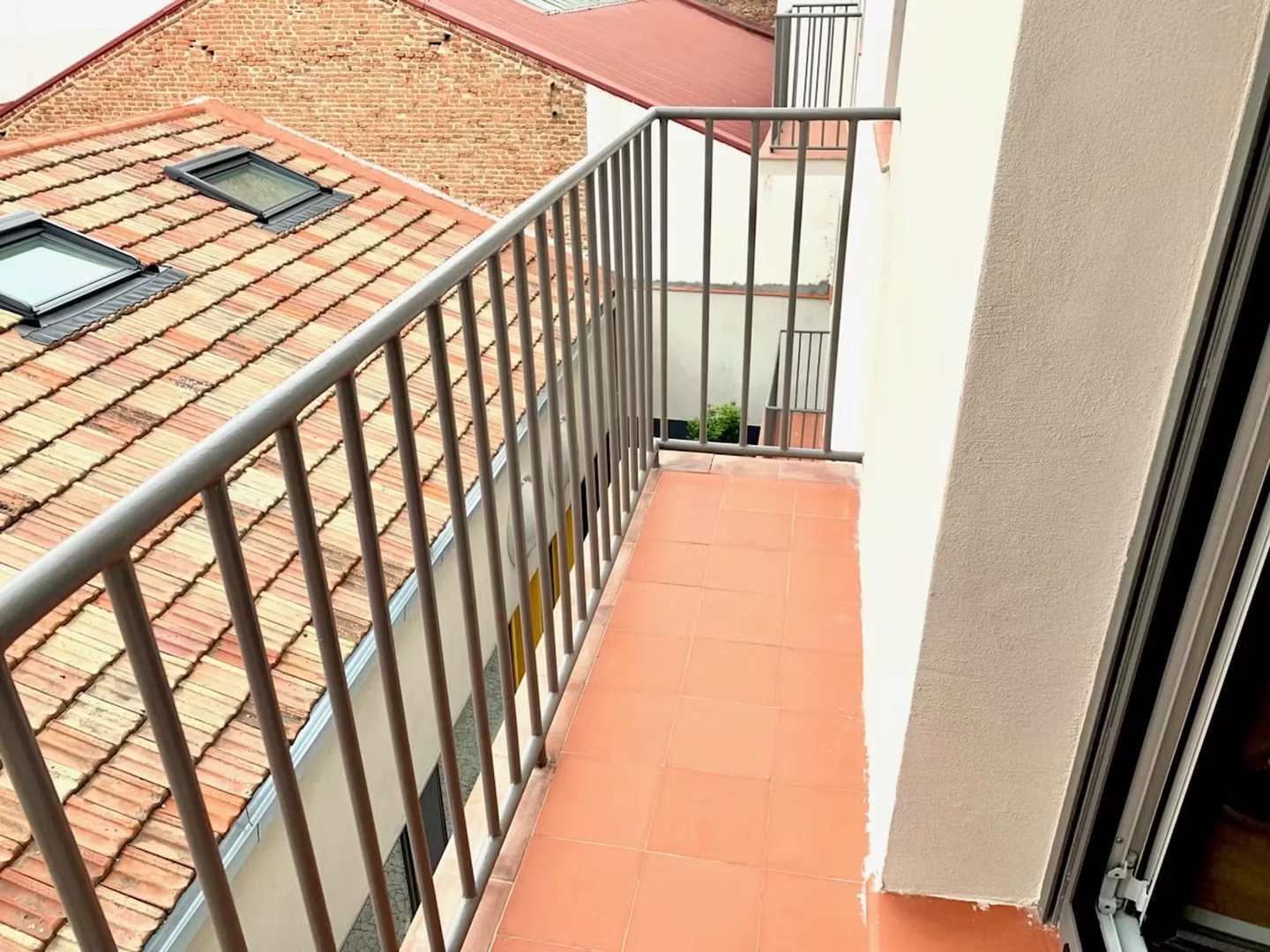 Habitación asequible para estudiantes con buena iluminación en 