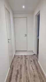Entire apartment at Höjagatan 4, image 7 of 27