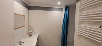 Quarto privado em Rue Amable Mabily, imagem 4 de 9
