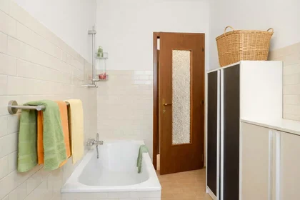 Chambre privée à Via S.Vito Cognola, 155, 38121, Trento, IT, image 11 de 13
