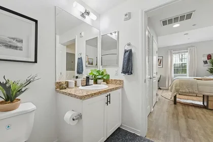 Private room at West 27th Street, image 11 of 32