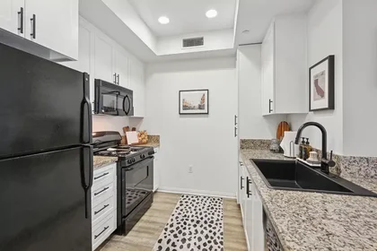 Private room at West 27th Street, image 4 of 32