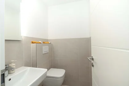 Habitación privada en Berg-am-Laim-Straße 137A/whg 26, 81673 München, Germania, imagen 16 de 16