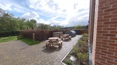 Studio in der Walnut Tree Close, bild 44 von 49