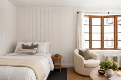 Studio in residence at 35, Lee St., Unit 11, Mid Cambridge, Cambridge, MA, 02139, image 3 of 14