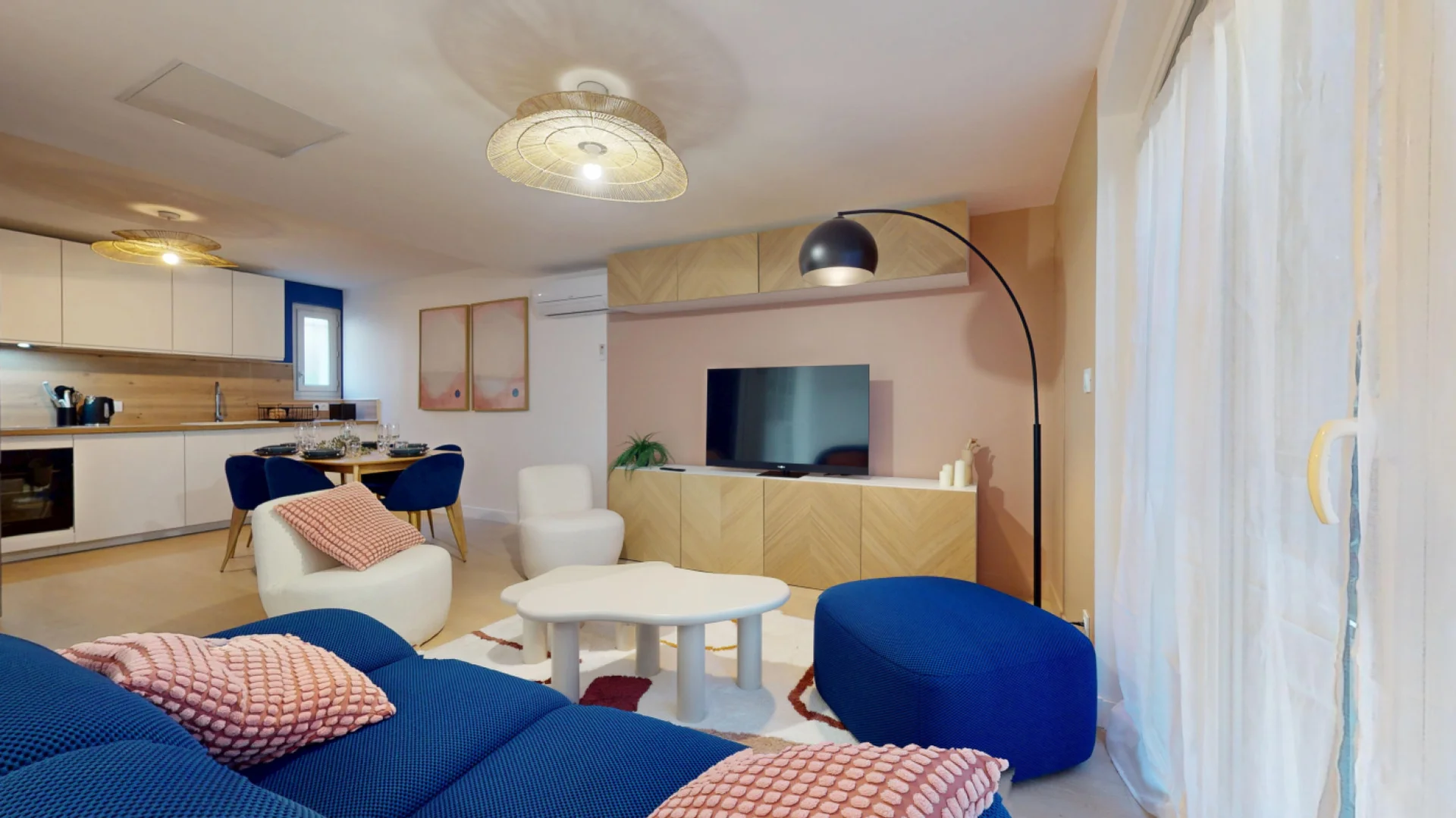 Budget-friendly student room close to campus in 