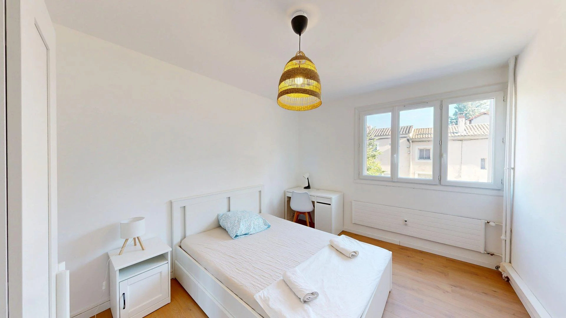 Habitación para estudiantes en  con modernas comodidades