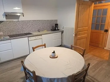 Aile konumu Mulhouse, 68200, 9 11 görüntüsü