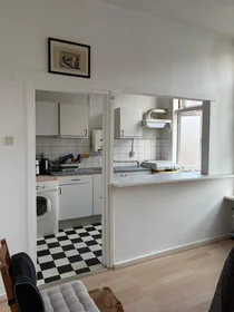 Gesamte Unterkunft in der Prins Hendrikstraat, bild 1 von 3
