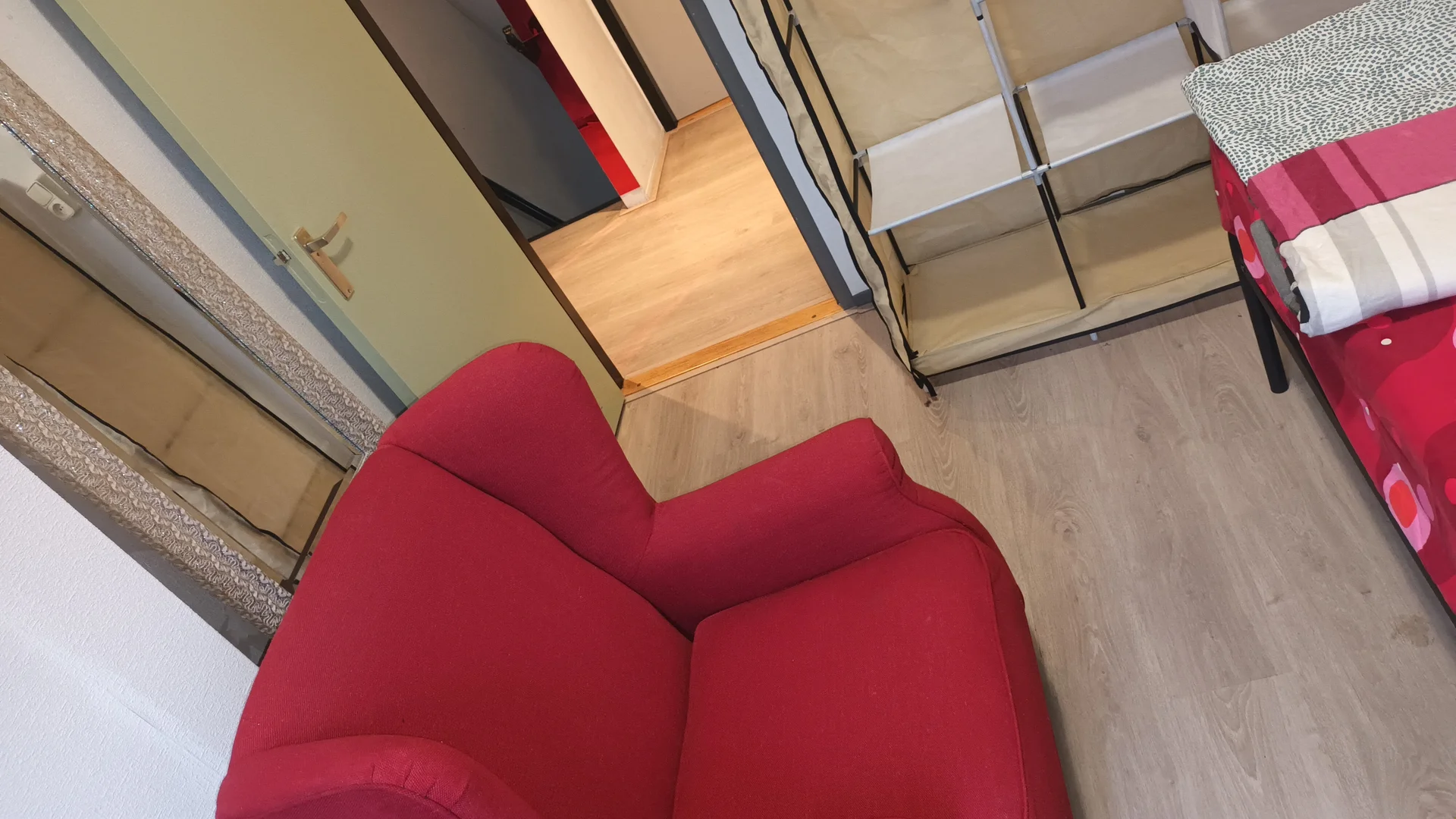 Habitación asequible para estudiantes con buena iluminación en 