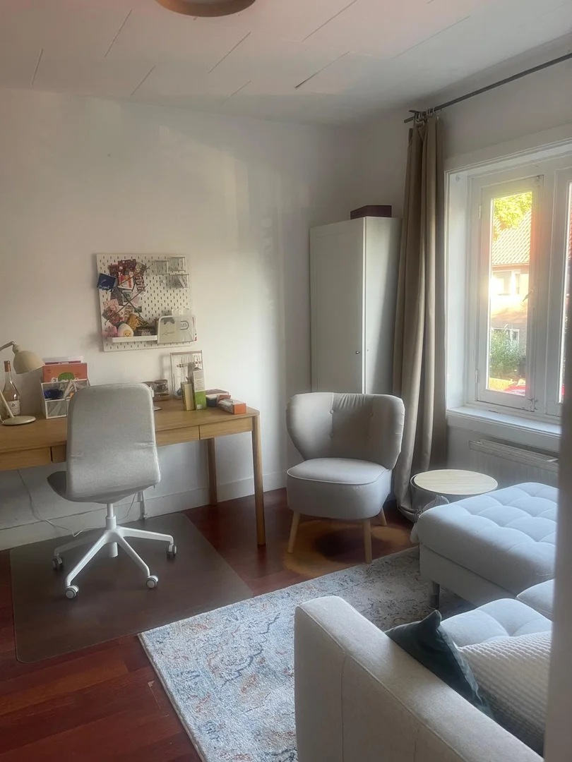 Quarto de estudante funcional perfeito para estudar em 