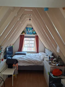 Quarto privado em Kruisstraat, imagem 1 de 5