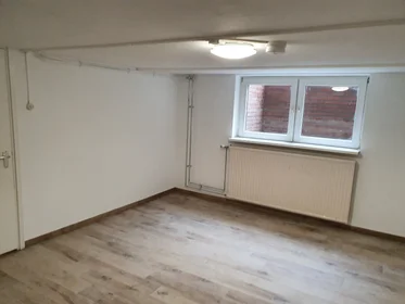 Studio at Winkelsteegseweg, image 1 of 6