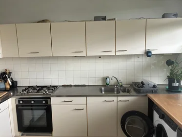 Prywatny pokój Marco Pololaan, obraz 4 9