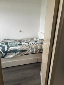 Prywatny pokój Marco Pololaan, obraz 6 9