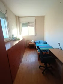 Private room at Carrer del Boix, image 1 of 9