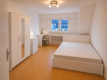 Prywatny pokój Trippstadter Straße, Kaiserslautern, obraz 1 7