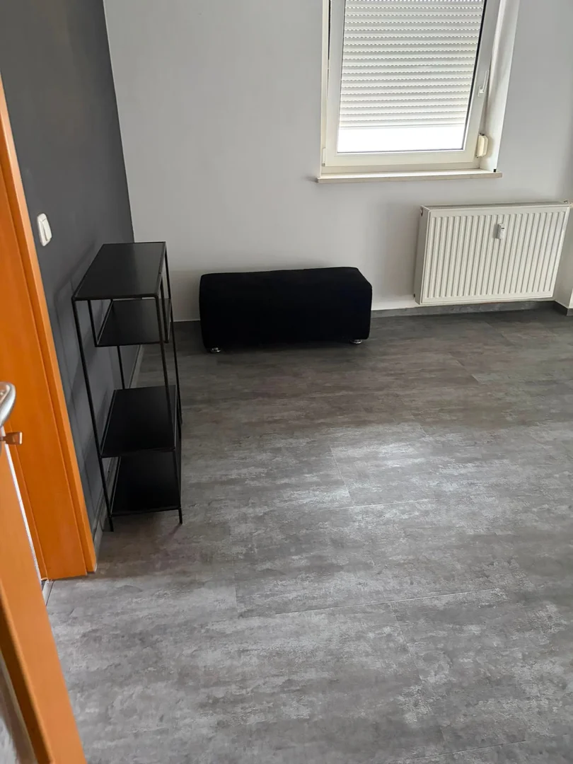 Chambre d'étudiant économique avec emplacement pratique dans 